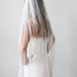 Scattered Pearl Veil