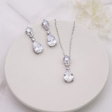 Mallie Teardrop Jewelry Set