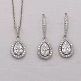 Malania Earrings and Necklace Set