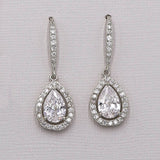 Malania Earrings and Necklace Set