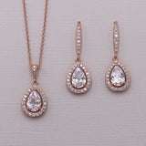 Malania Earrings and Necklace Set