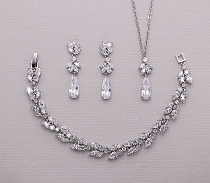 Camilla Pendant Jewelry Set