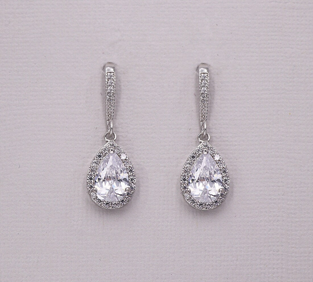 Addison Teardrop Jewelry Set