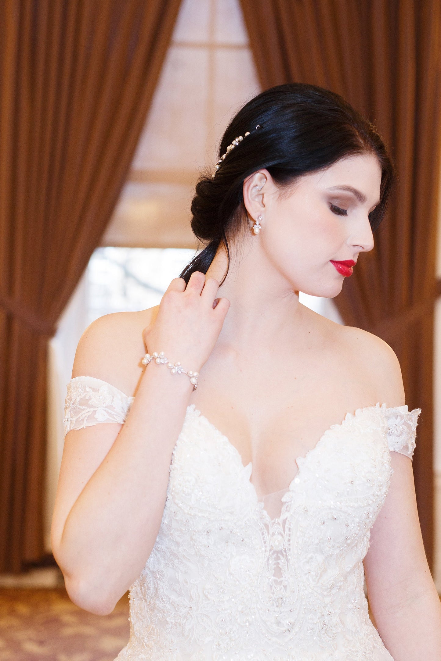 Abby Pearl Necklace Set