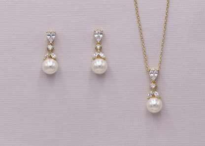 Kathy Pearl Jewelry Set