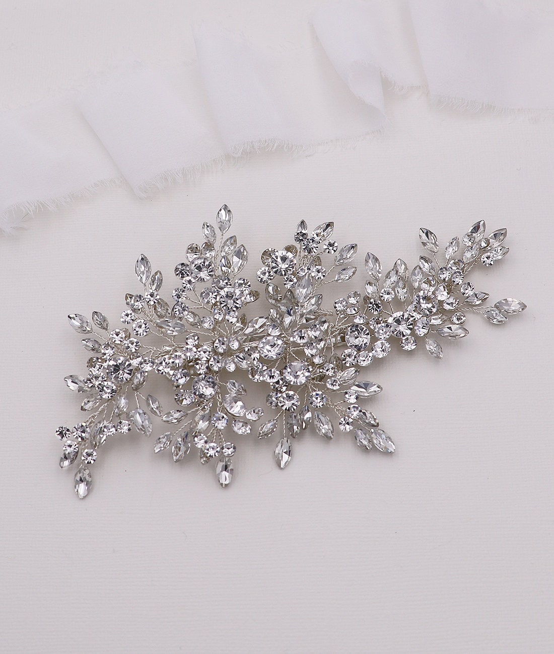 Aurora Crystal Clip
