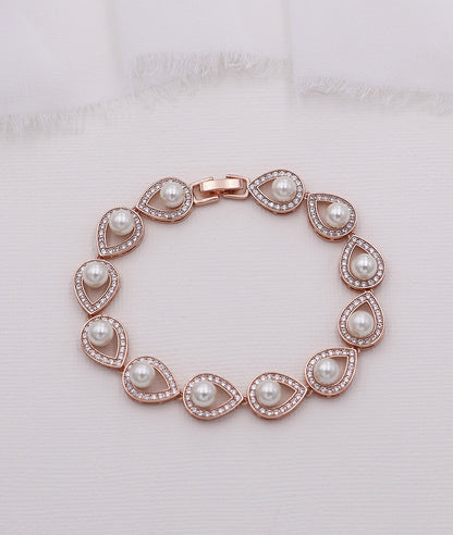 Annabel Pearl Jewelry Set