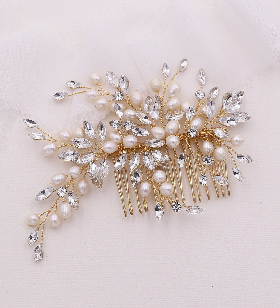 Gwen Pearl Hair Comb