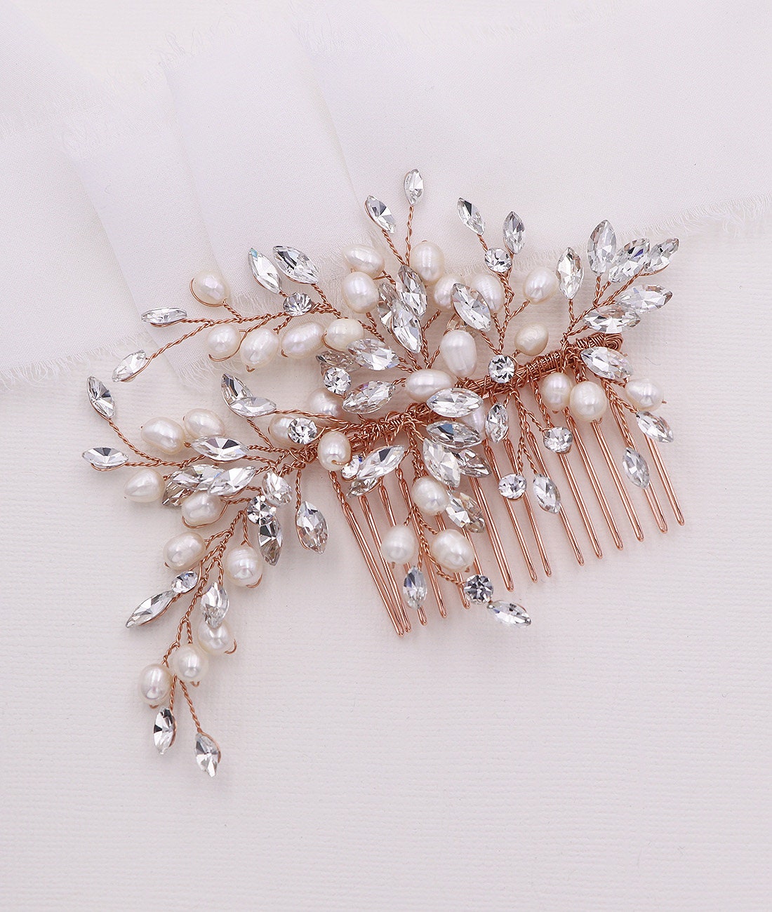 Gwen Pearl Hair Comb