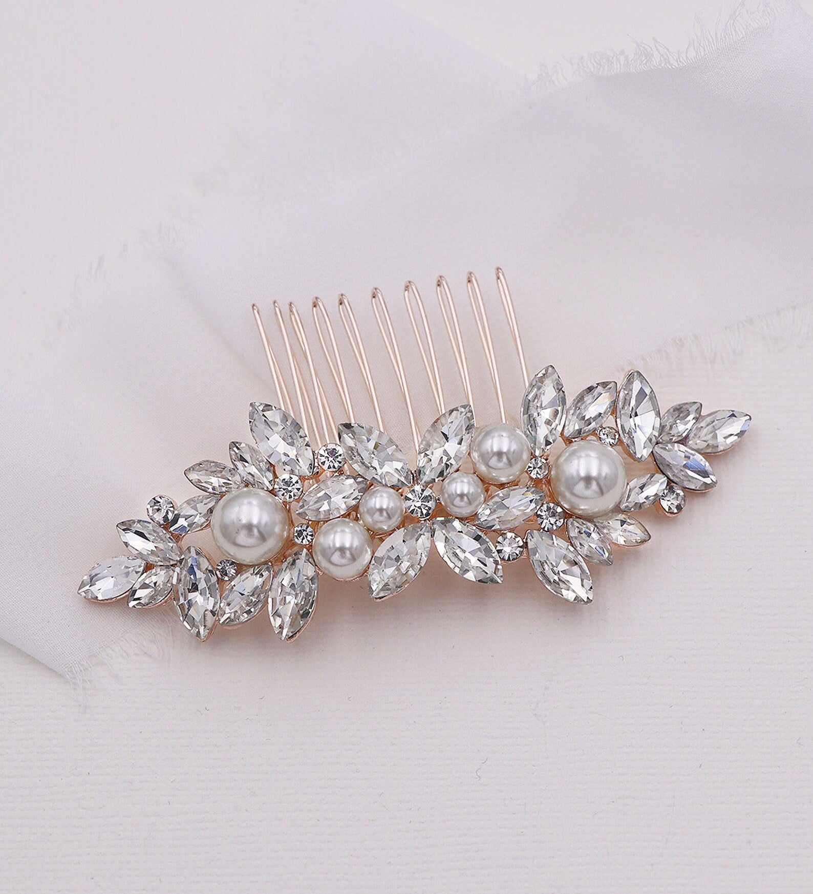 Giselle Pearl Comb