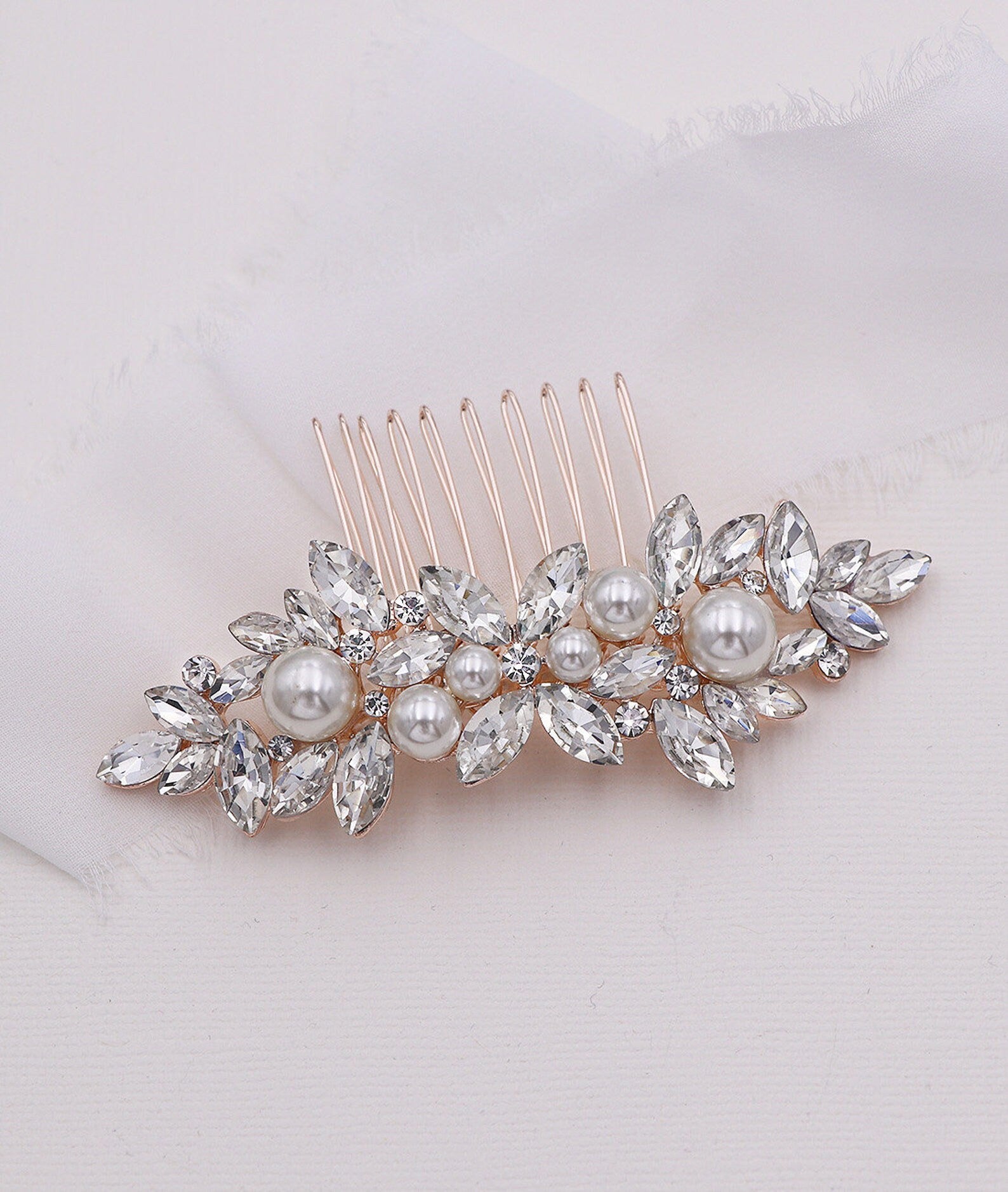Giselle Pearl Comb