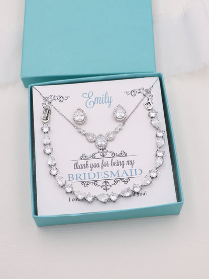 Leslie Pear Bridesmaids Jewelry Set