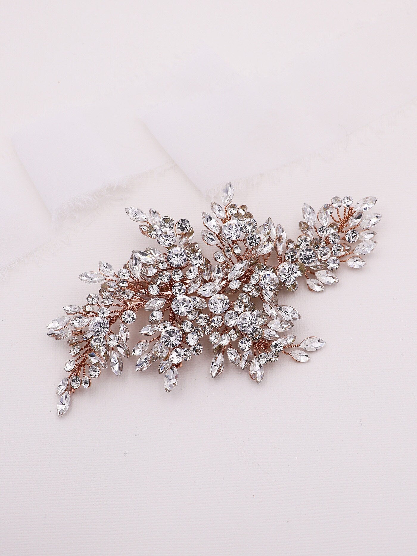 Aurora Crystal Clip