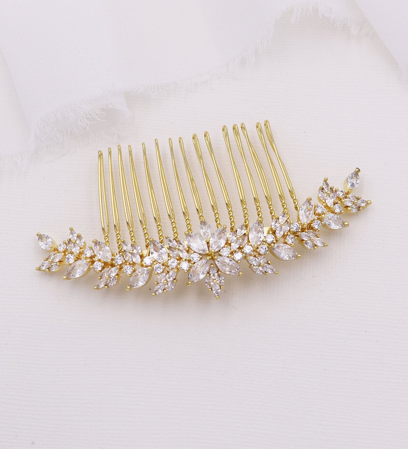 Camilla CZ Comb