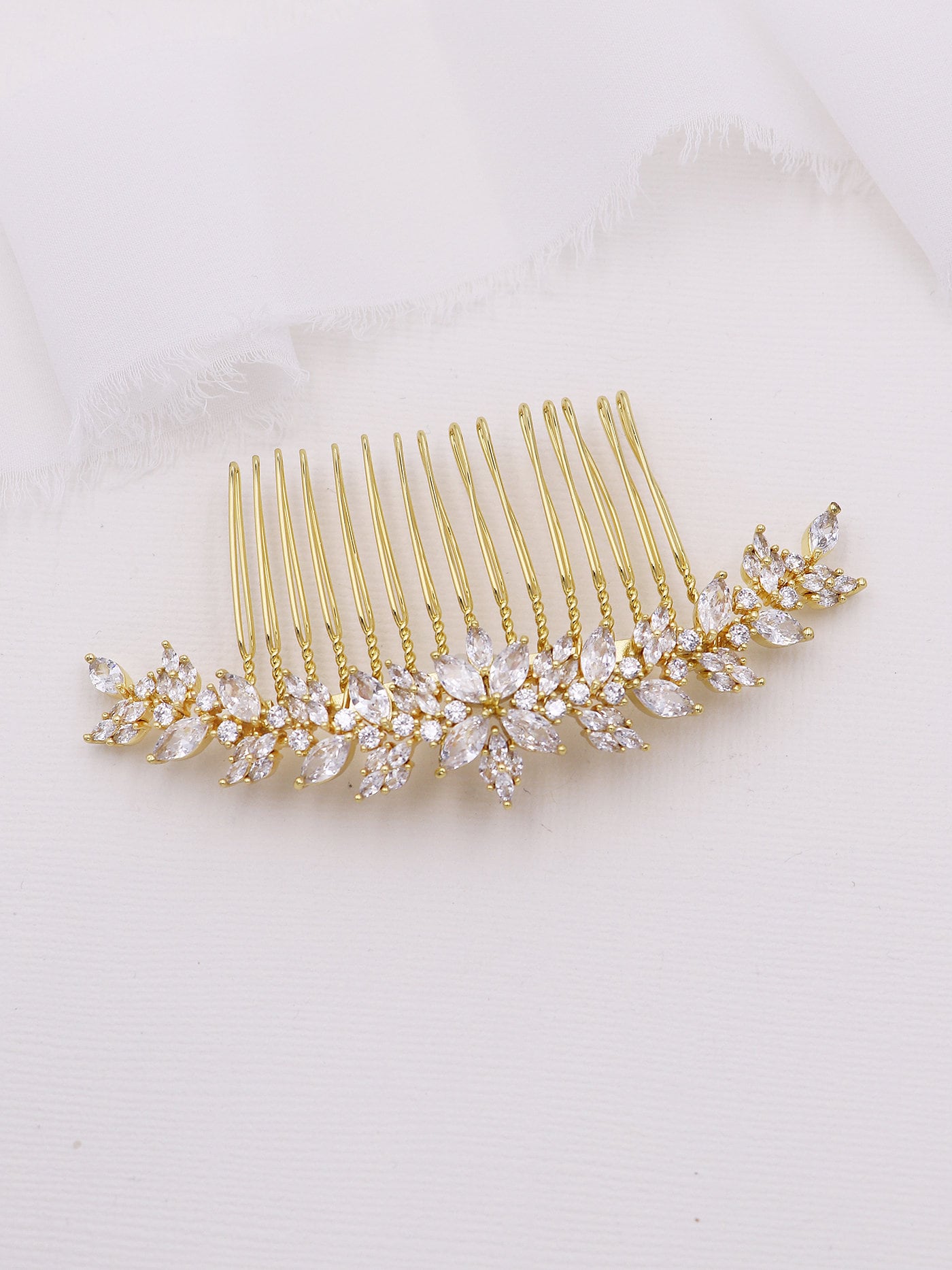Camilla CZ Comb