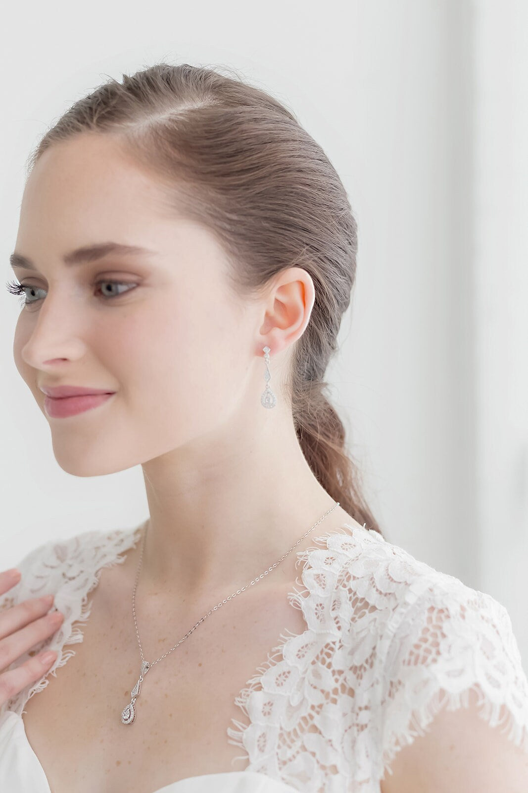 Adrianna Teardrop Jewelry Set