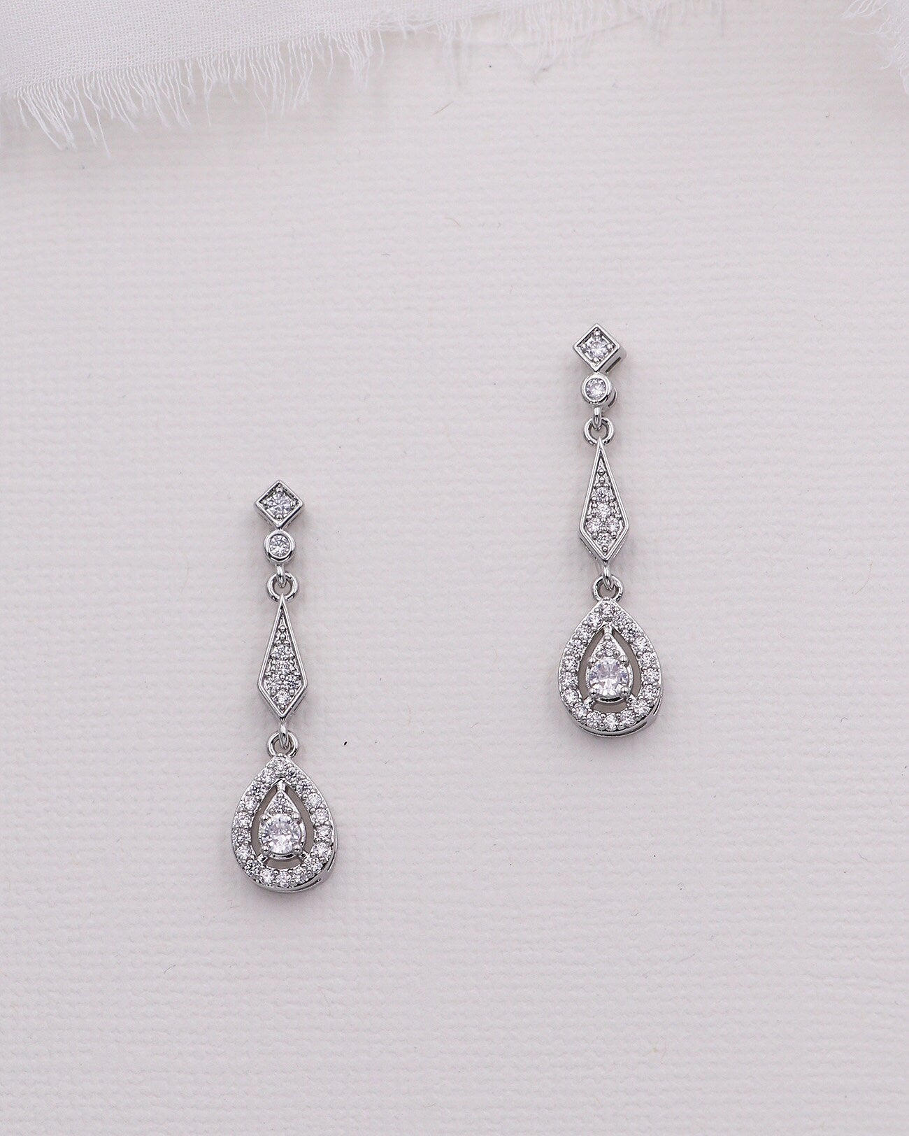 Adrianna Teardrop Jewelry Set