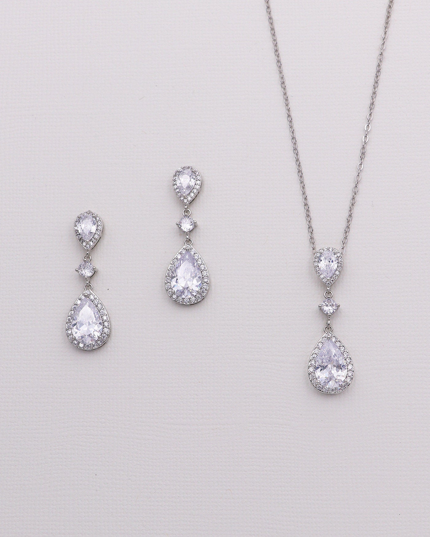 Makenna Earrings Necklace Set